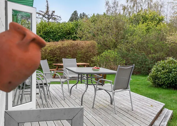 Feriehus 2 Bedroom Gorgeous In Stege