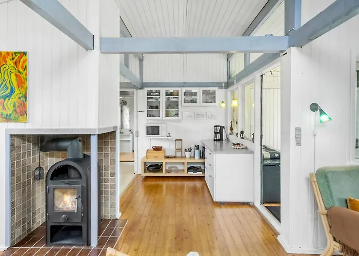 2 Bedroom Gorgeous In Feriehus Stege