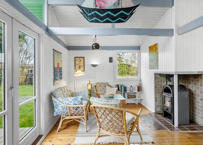 2 Bedroom Gorgeous In